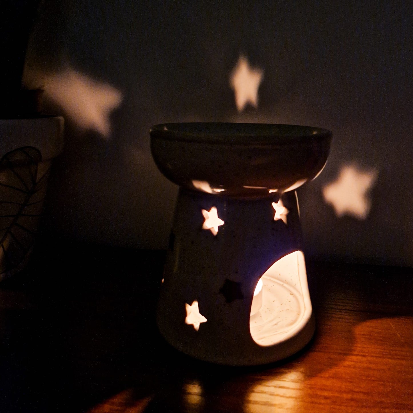 White Starry Wax Melt warmer