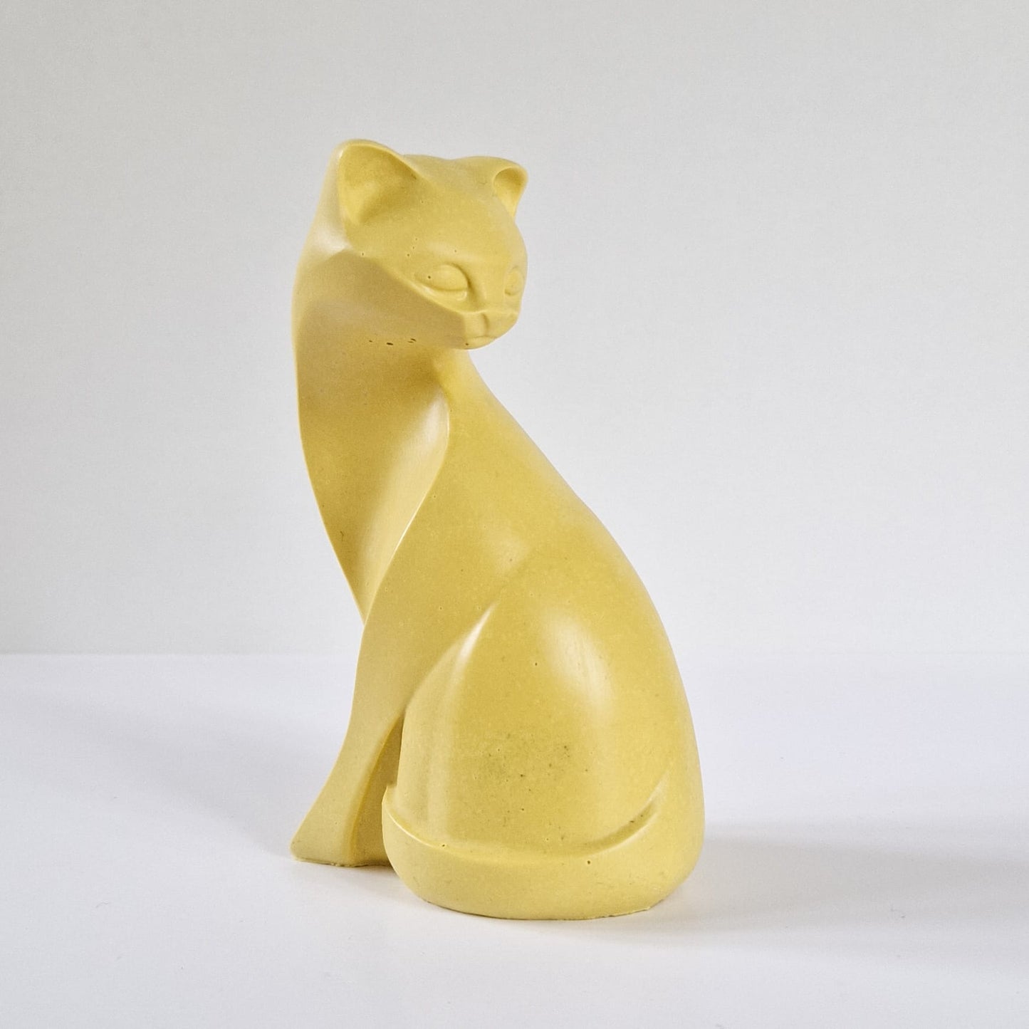Resin Cat Statue