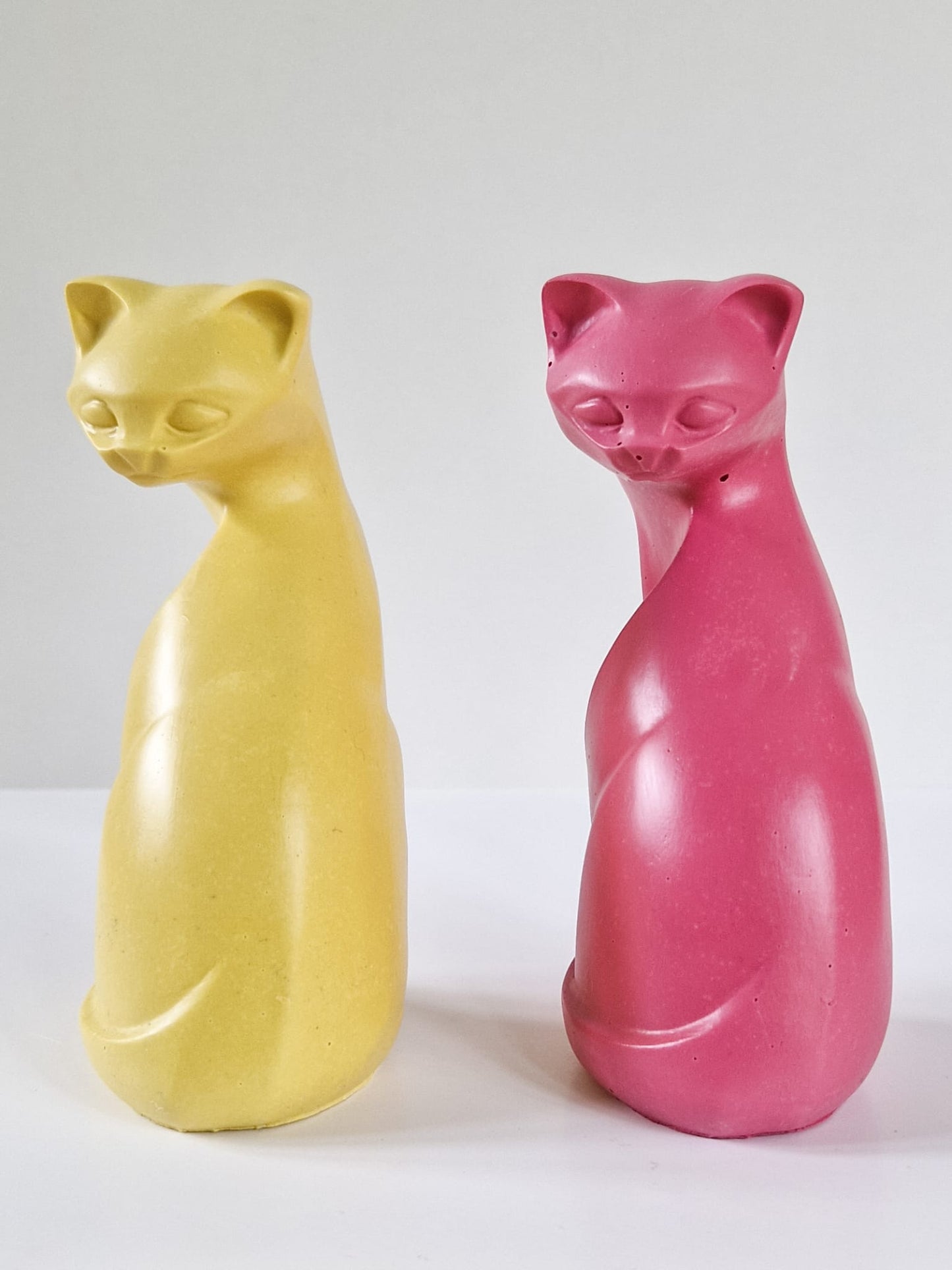 Resin Cat Statue