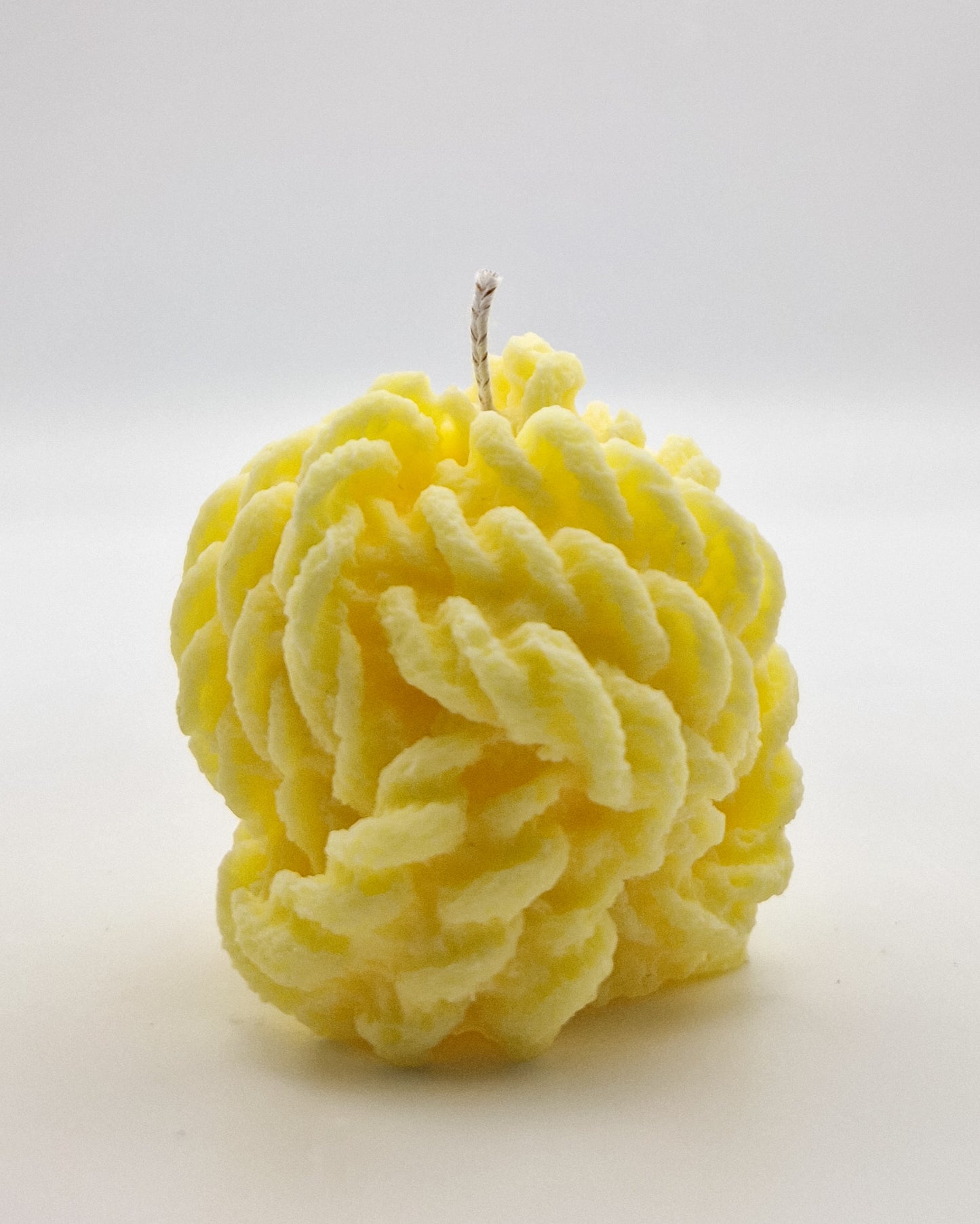 Knot Shaped Candle - Scented