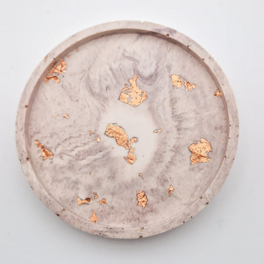 Round Trays